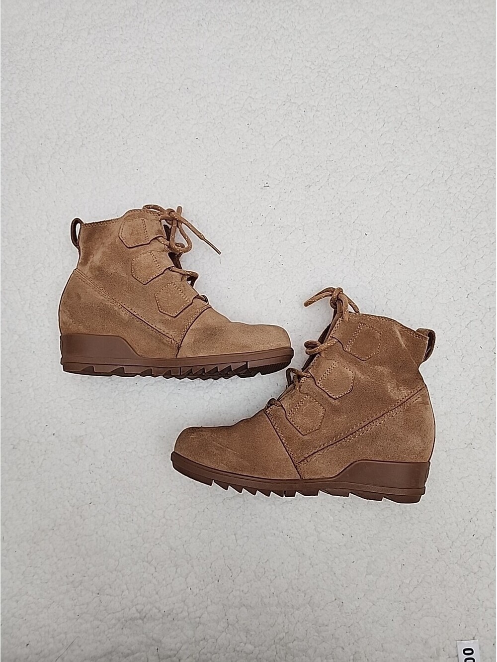 Sorel Evie Lace Tan Suede Wedge Bootie Size 8.5Camel Brown NL3322-224 Very Good